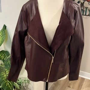 Worthington wine burgundy faux leather jacket pockets